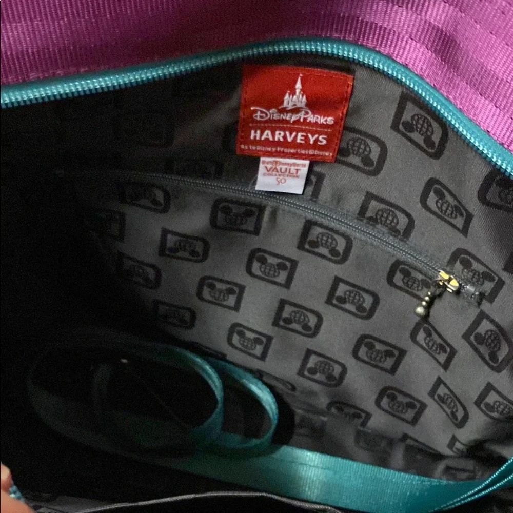 Harveys Magic Kingdom WDW 50th anniversary tote bag - Picture 8 of 8